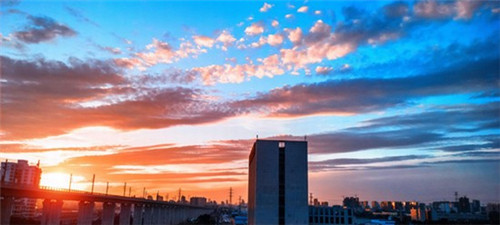 门窗店创业记录内容怎么写